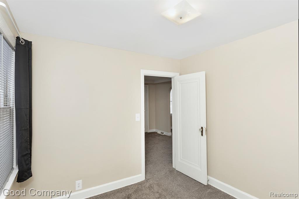 1295 East Auburn Road Rochester Hills, MI 48307 - Photo 11 of 25