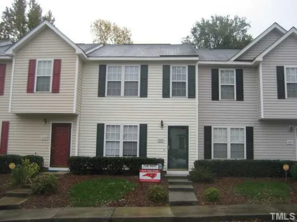 $1,295 | 2225 Violet Bluff Court, Raleigh, NC 27610