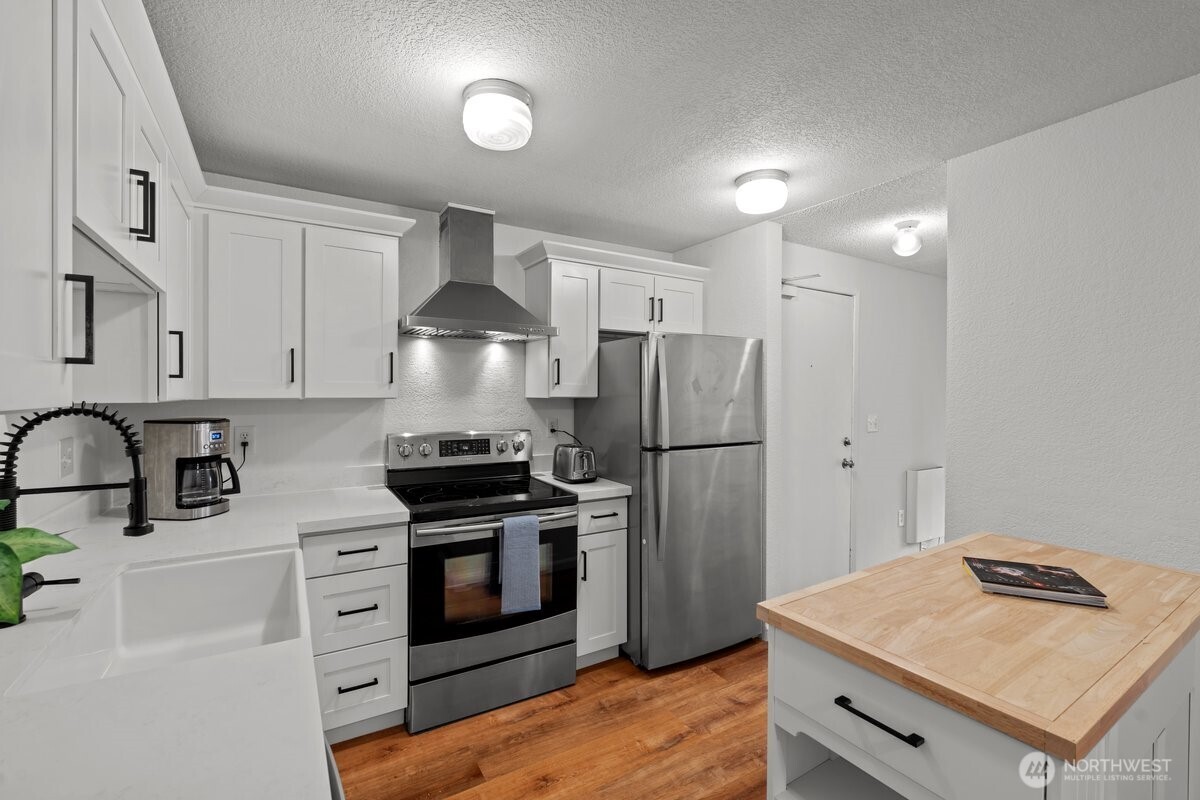 1150 Sunset Boulevard Northeast, Unit 220 Renton, WA 98056 - Photo 7 of 18