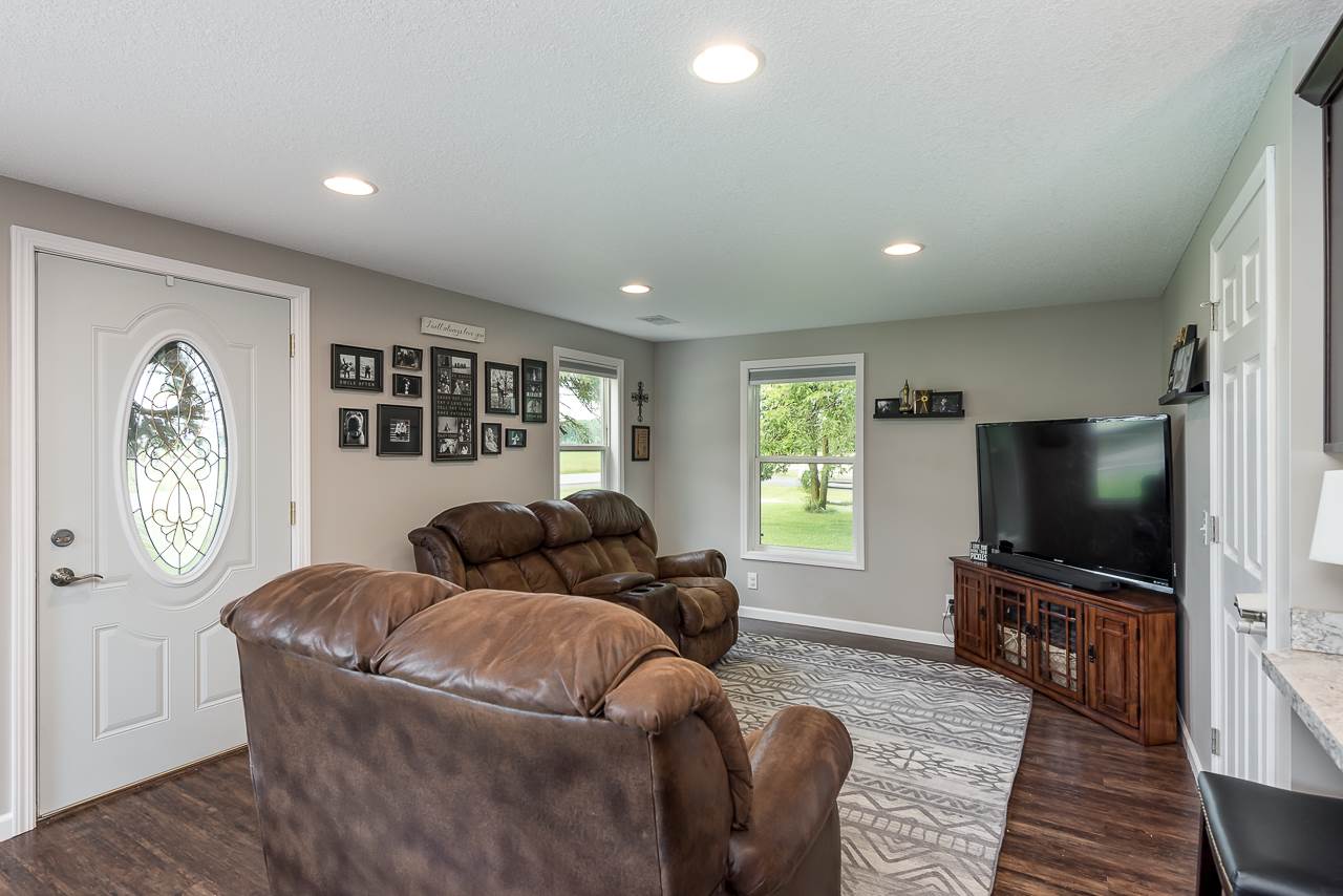 1040 Wheeler Road Auburn, MI 48611 - Photo 2 of 25