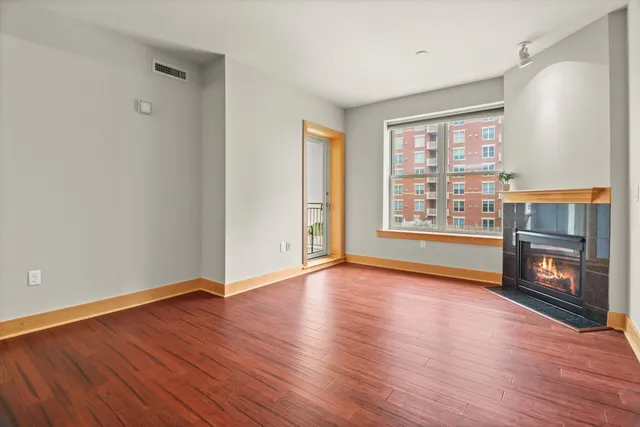 $385,000 | 333 West Mifflin Street, Unit 8100, Madison, WI 53703