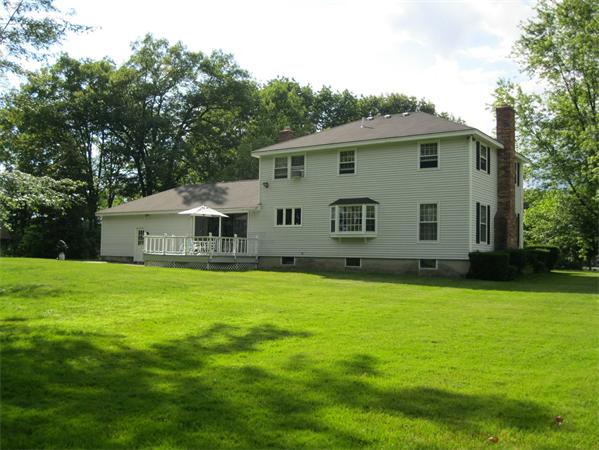 26 Argilla Road Methuen, MA 01844 - Photo 2 of 30 Gallery Image 2