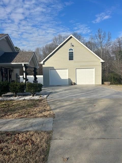 1160 Davis Road Camden, TN 38320 - Photo 2 of 47