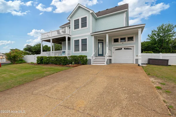 $650,750 | 759 Ridge Point Drive, Corolla, NC 27927