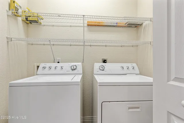 $685,000 | 759 Ridge Point Drive, Corolla, NC 27927