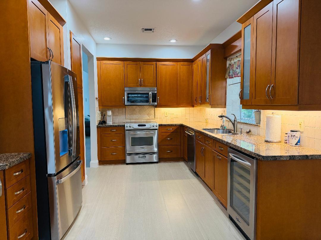 5855 Northwest 42nd Way Boca Raton, FL 33496 - Photo 6 of 42 Kitchen - 1
