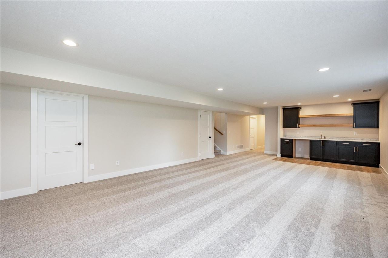 814 Rogers Lane Center Point, IA 52213 - Photo 37 of 48 Gallery Image 37