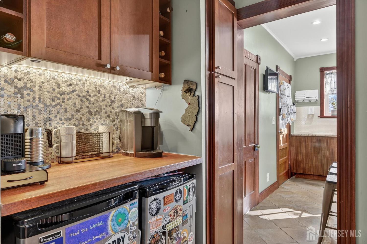 395 Raritan Street South Amboy, NJ 08879 - Photo 13 of 33