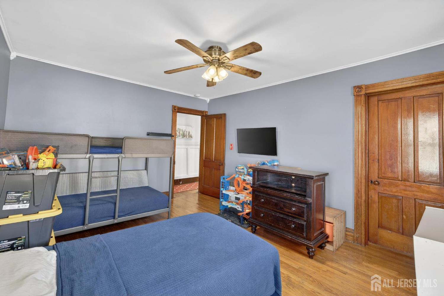 395 Raritan Street South Amboy, NJ 08879 - Photo 24 of 33