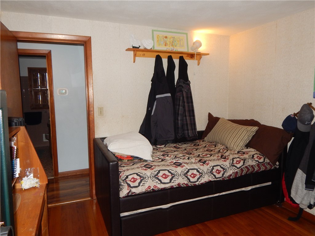 17 Hobbs Road Warwick, RI 02889 - Photo 16 of 21 Bedroom 3, currently used as office and extra