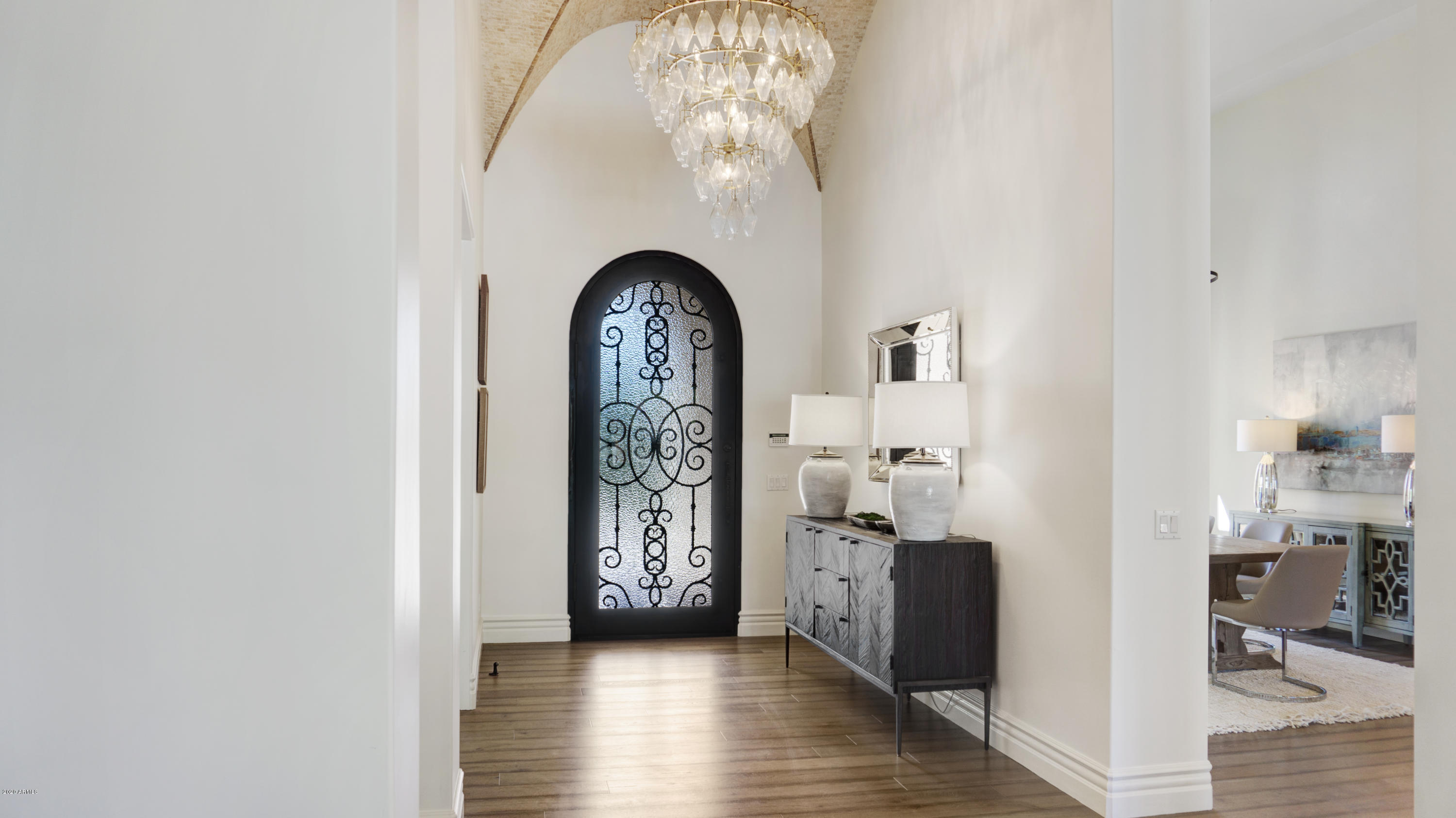 9335 Morning Glory Road Paradise Valley, AZ 85253 - Photo 4 of 82 Foyer