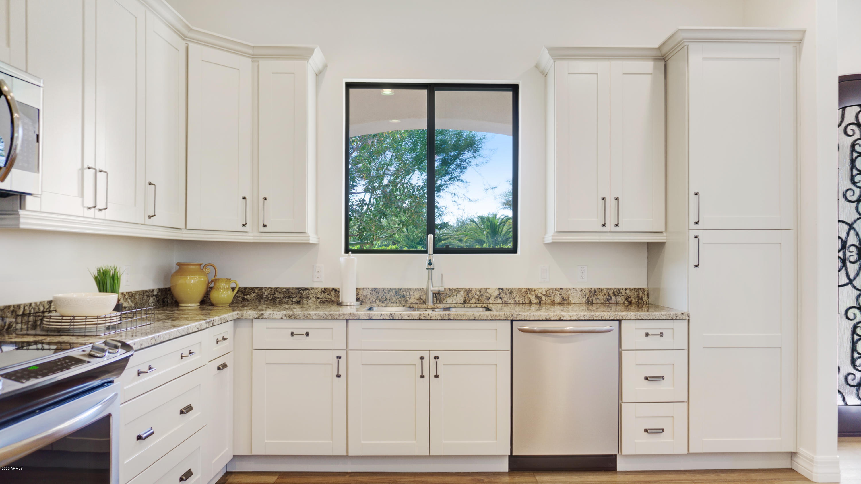9335 Morning Glory Road Paradise Valley, AZ 85253 - Photo 57 of 82 Guest House Kitchen