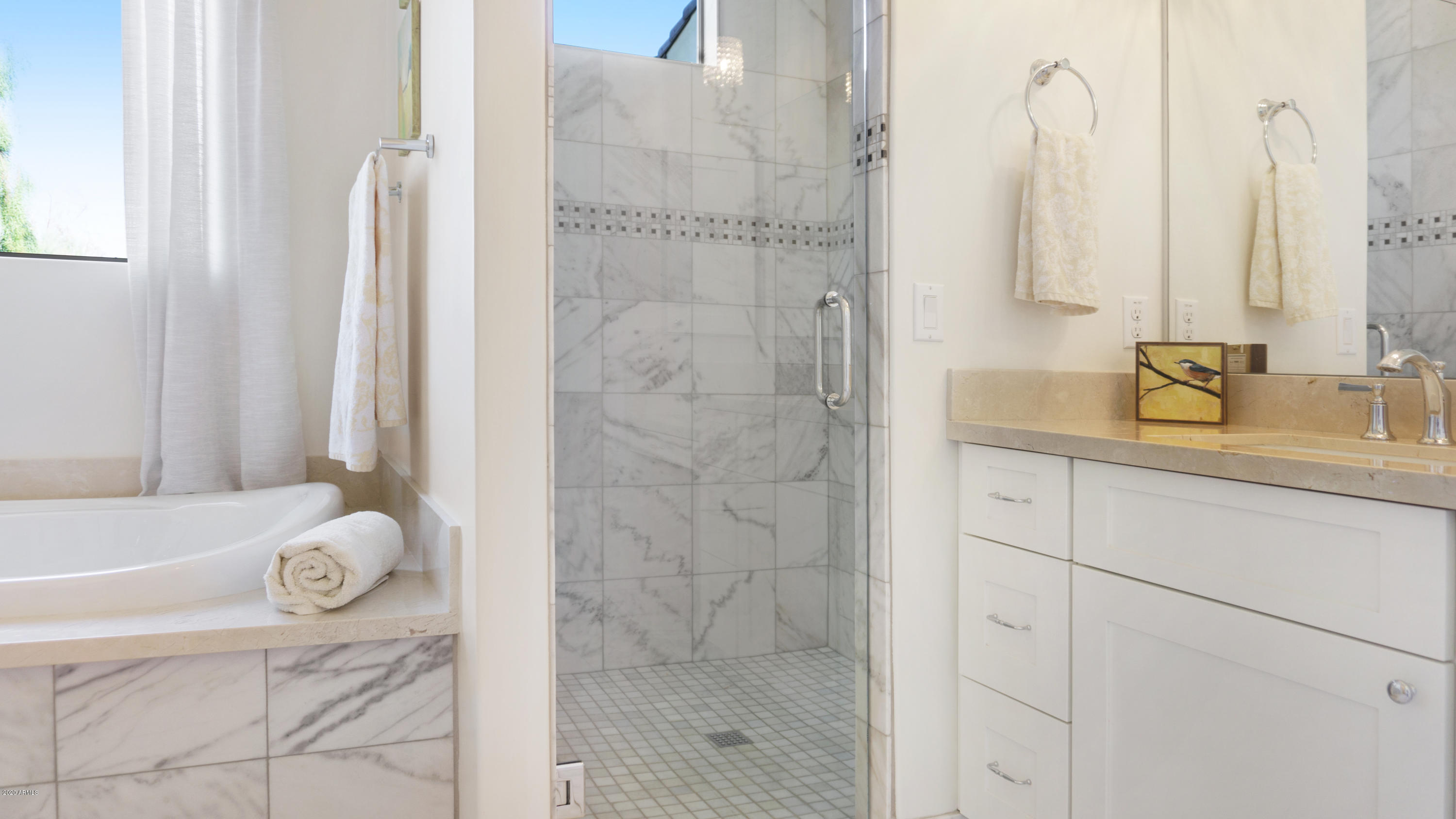 9335 Morning Glory Road Paradise Valley, AZ 85253 - Photo 62 of 82 Guest House Bath