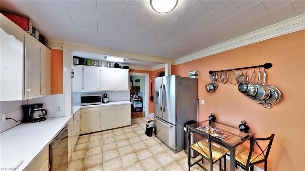 104 Lambeth Road Thomasville, NC 27360 - Photo 24 of 48 Gallery Image 24