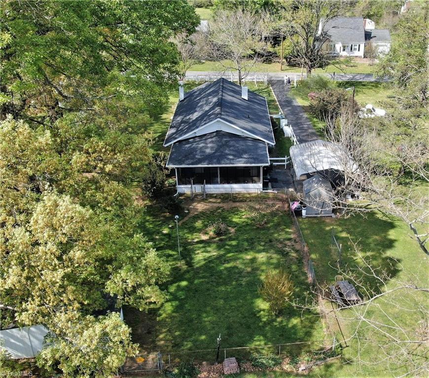 104 Lambeth Road Thomasville, NC 27360 - Photo 42 of 48 Gallery Image 42