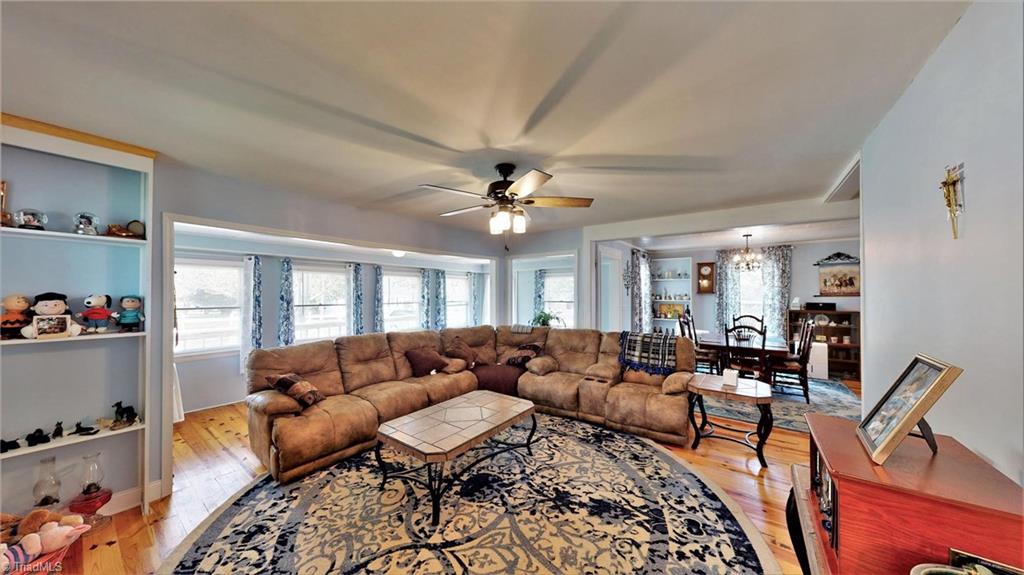 104 Lambeth Road Thomasville, NC 27360 - Photo 9 of 48 Gallery Image 9