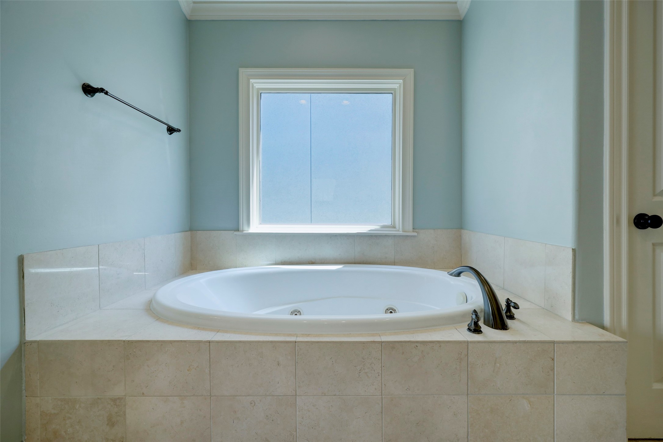 1436 Wichita Street Houston, TX 77004 - Photo 39 of 47 a white bath tub sitting in a bathroom