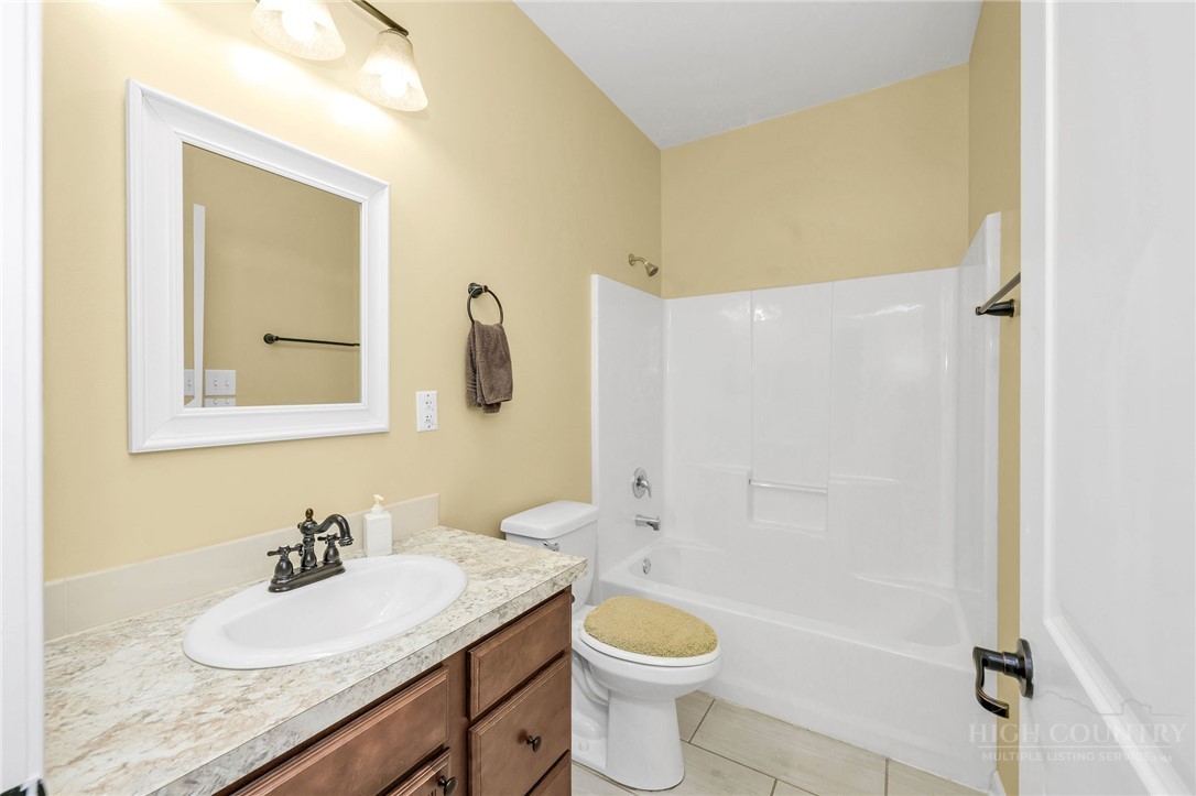 324 Hidden Spring Road West Jefferson, NC 28694 - Photo 24 of 38