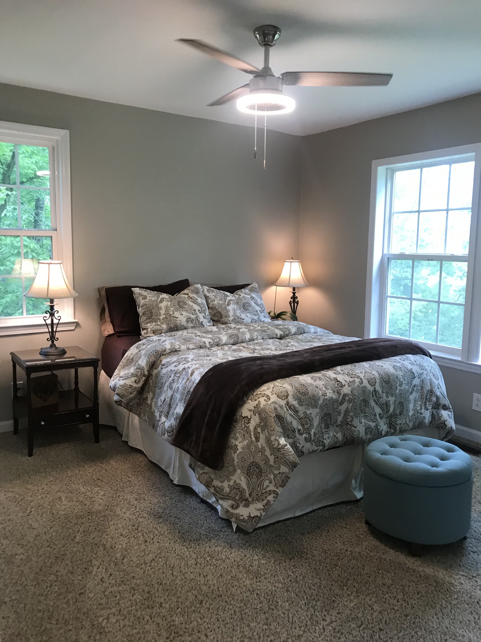 5534 Hickory Ridge Road Lebanon, TN 37090 - Photo 38 of 50 a bedroom with a bed and a chandelier