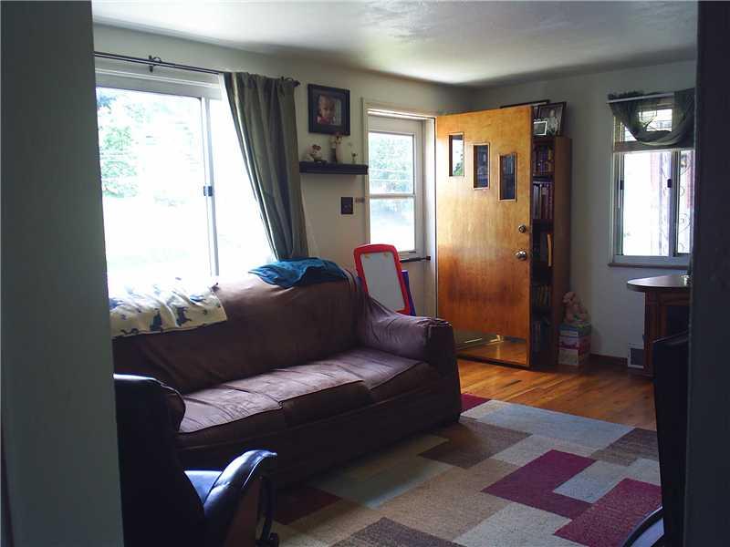 1055 Connor Road Castle Shannon, PA 15234 - Photo 3 of 14 Living Room.