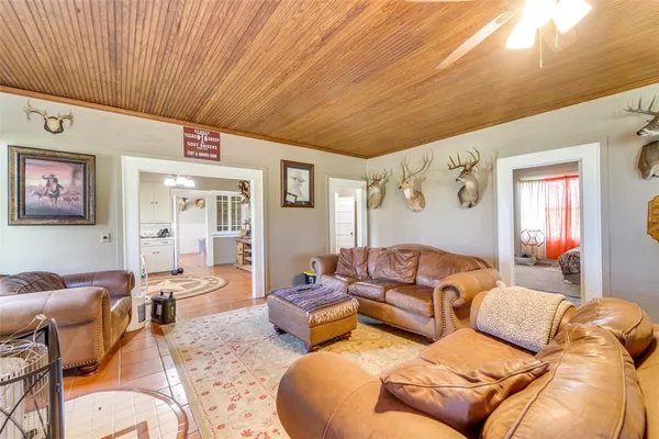 $3,670,000 | 2200 Private Road 3312, Sonora, TX 76950