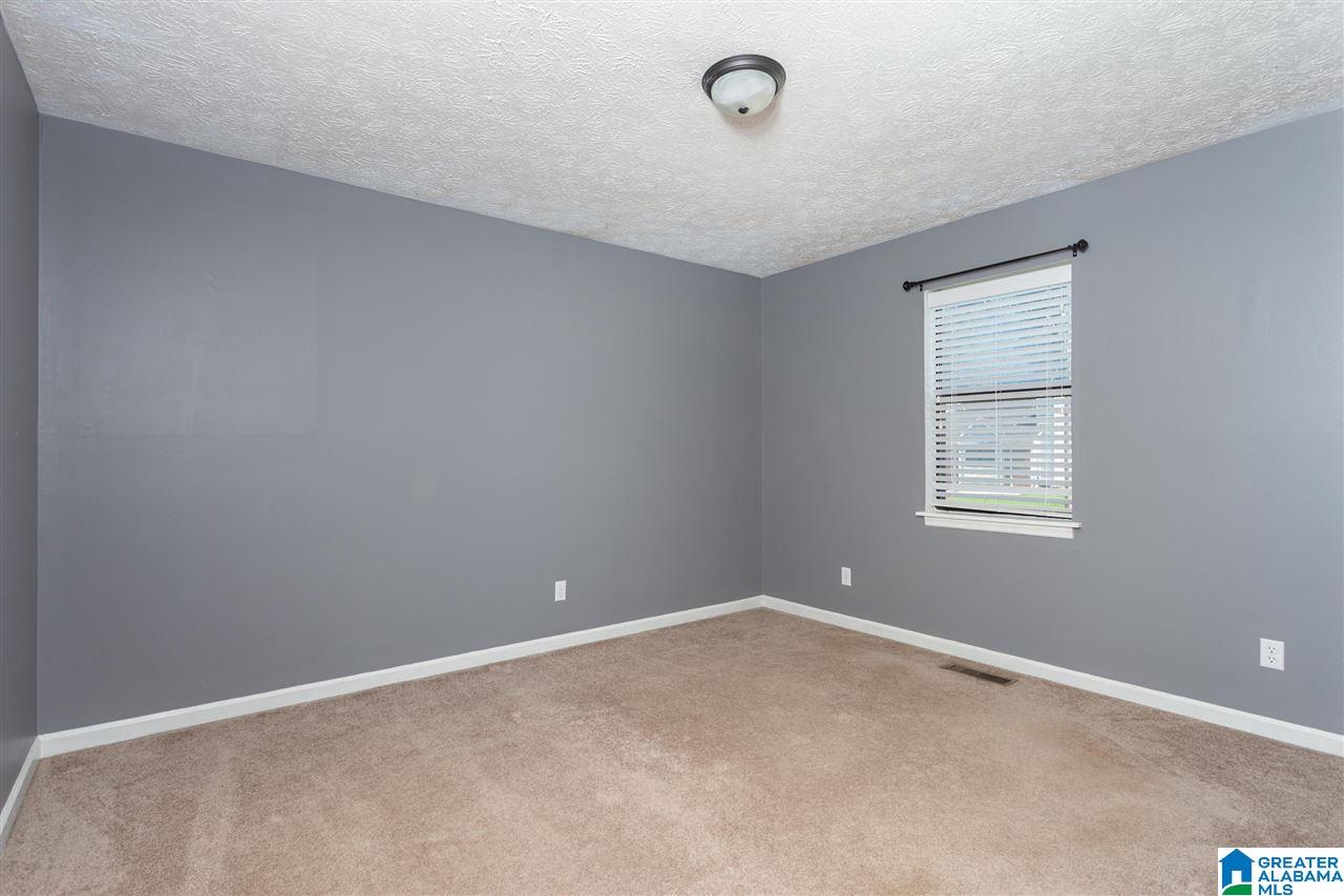 4421 Mayfair Road Anniston, AL 36207 - Photo 16 of 35