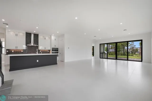 $6,000 | 12526 Solana Bay Circle, Palm Beach Gardens, FL 33412