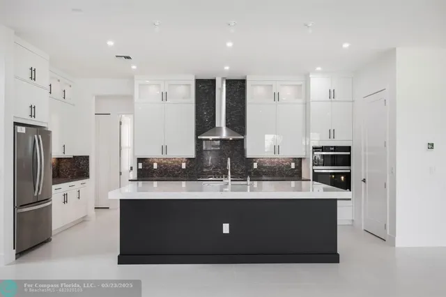 $6,000 | 12526 Solana Bay Circle, Palm Beach Gardens, FL 33412