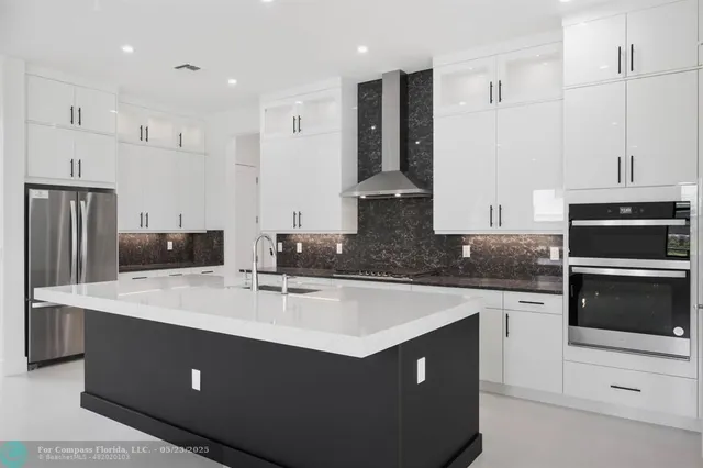 $6,000 | 12526 Solana Bay Circle, Palm Beach Gardens, FL 33412