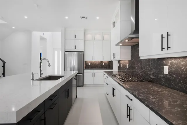 $6,000 | 12526 Solana Bay Circle, Palm Beach Gardens, FL 33412