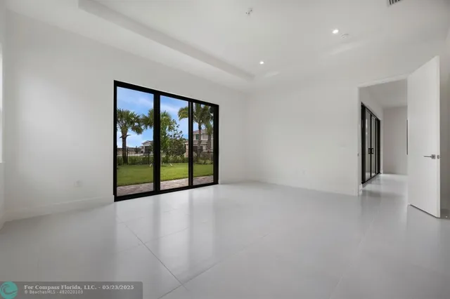 $6,000 | 12526 Solana Bay Circle, Palm Beach Gardens, FL 33412