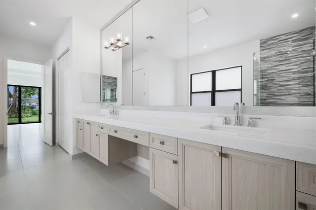 $6,000 | 12526 Solana Bay Circle, Palm Beach Gardens, FL 33412