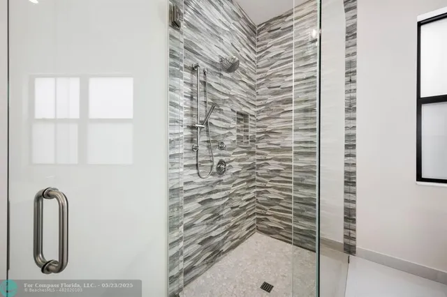 $6,000 | 12526 Solana Bay Circle, Palm Beach Gardens, FL 33412