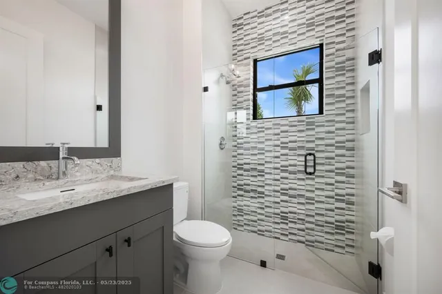 $6,000 | 12526 Solana Bay Circle, Palm Beach Gardens, FL 33412