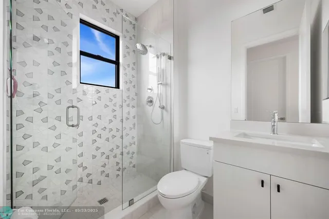 $6,000 | 12526 Solana Bay Circle, Palm Beach Gardens, FL 33412