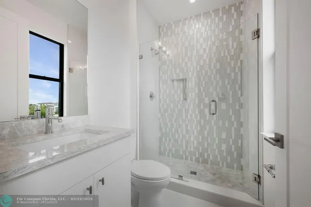 $6,000 | 12526 Solana Bay Circle, Palm Beach Gardens, FL 33412