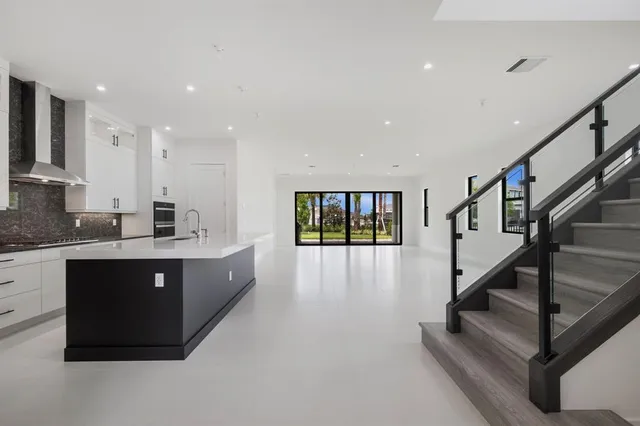 $6,000 | 12526 Solana Bay Circle, Palm Beach Gardens, FL 33412