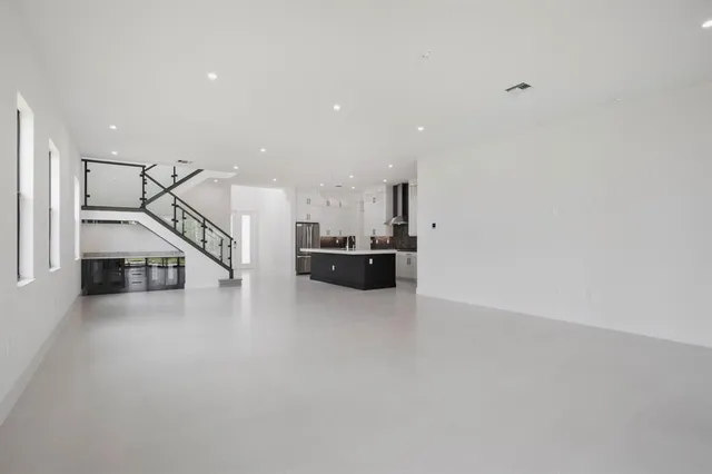 $6,000 | 12526 Solana Bay Circle, Palm Beach Gardens, FL 33412