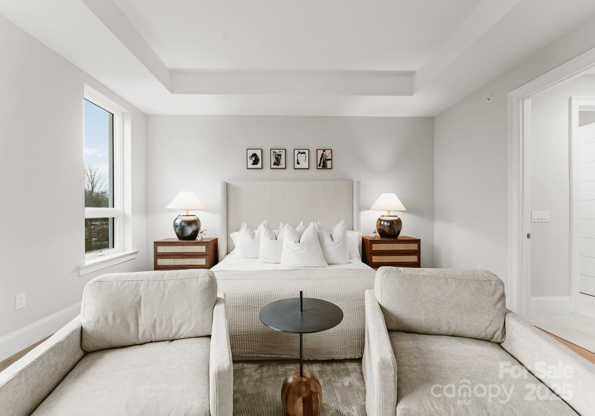 130 Cherokee Road, Unit 404 Charlotte, NC 28207 - Photo 14 of 31 Gallery Image 14