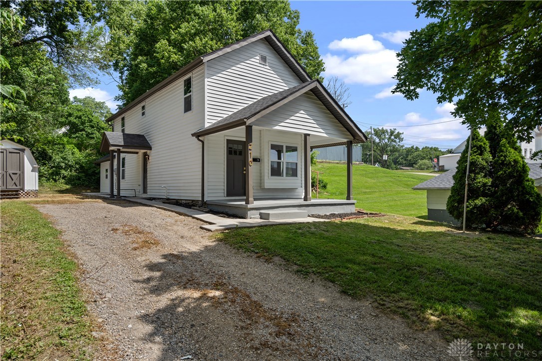 210 Riley Boulevard Franklin, OH 45005 - Photo 1 of 38