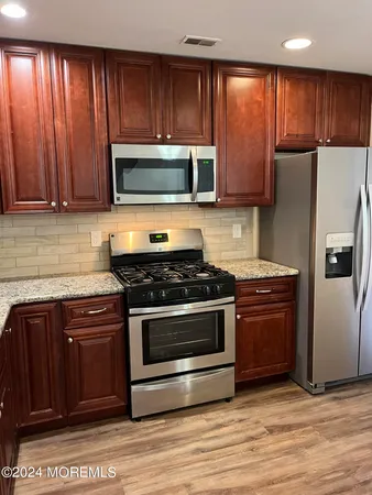 $2,600 | 156 Brookfield Drive, Jackson, NJ 08527