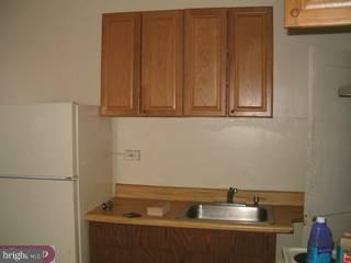 70 Lamport Road Upper Darby, PA 19082 - Photo 2 of 4