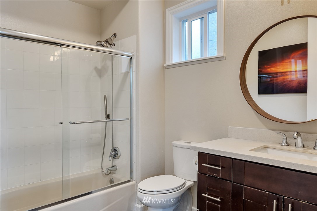 9844 Arrowsmith Avenue South Seattle, WA 98118 - Photo 25 of 36