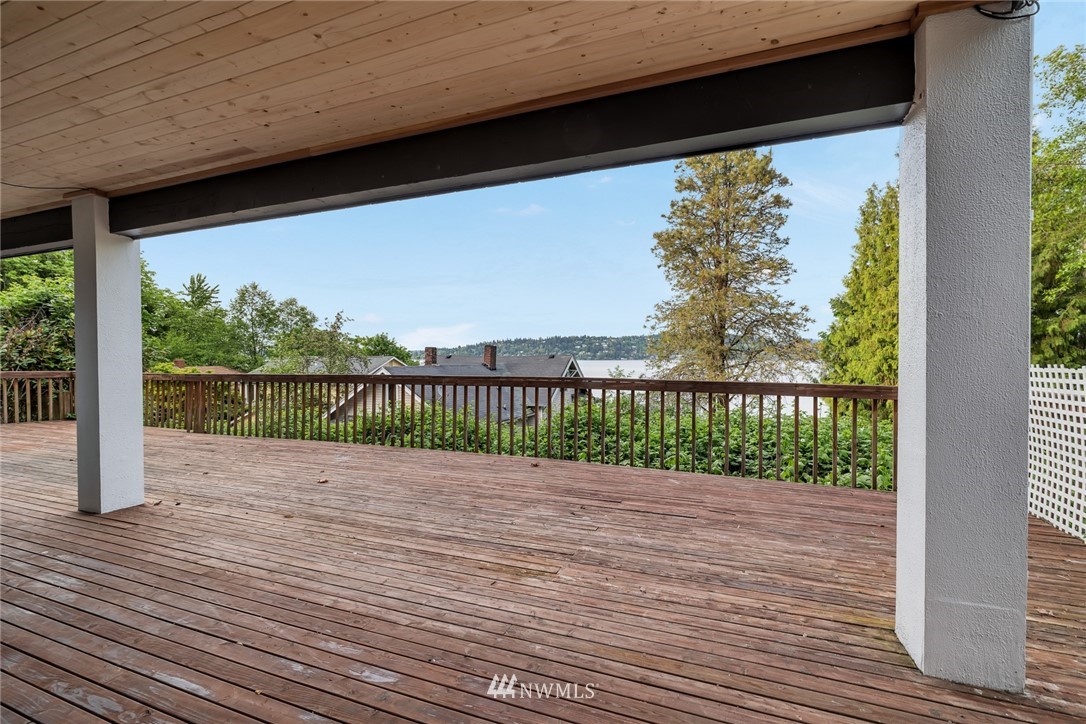 9844 Arrowsmith Avenue South Seattle, WA 98118 - Photo 29 of 36