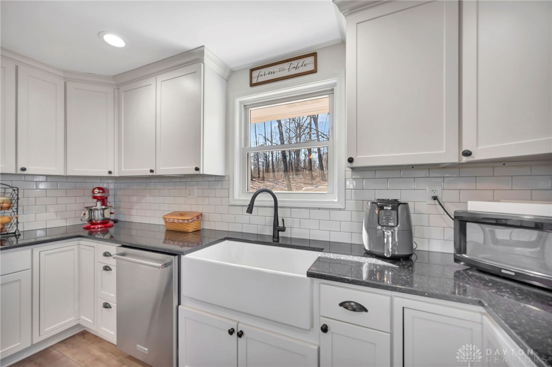 9897 Pleasant Valley Road Somerville, OH 45064 - Photo 5 of 44