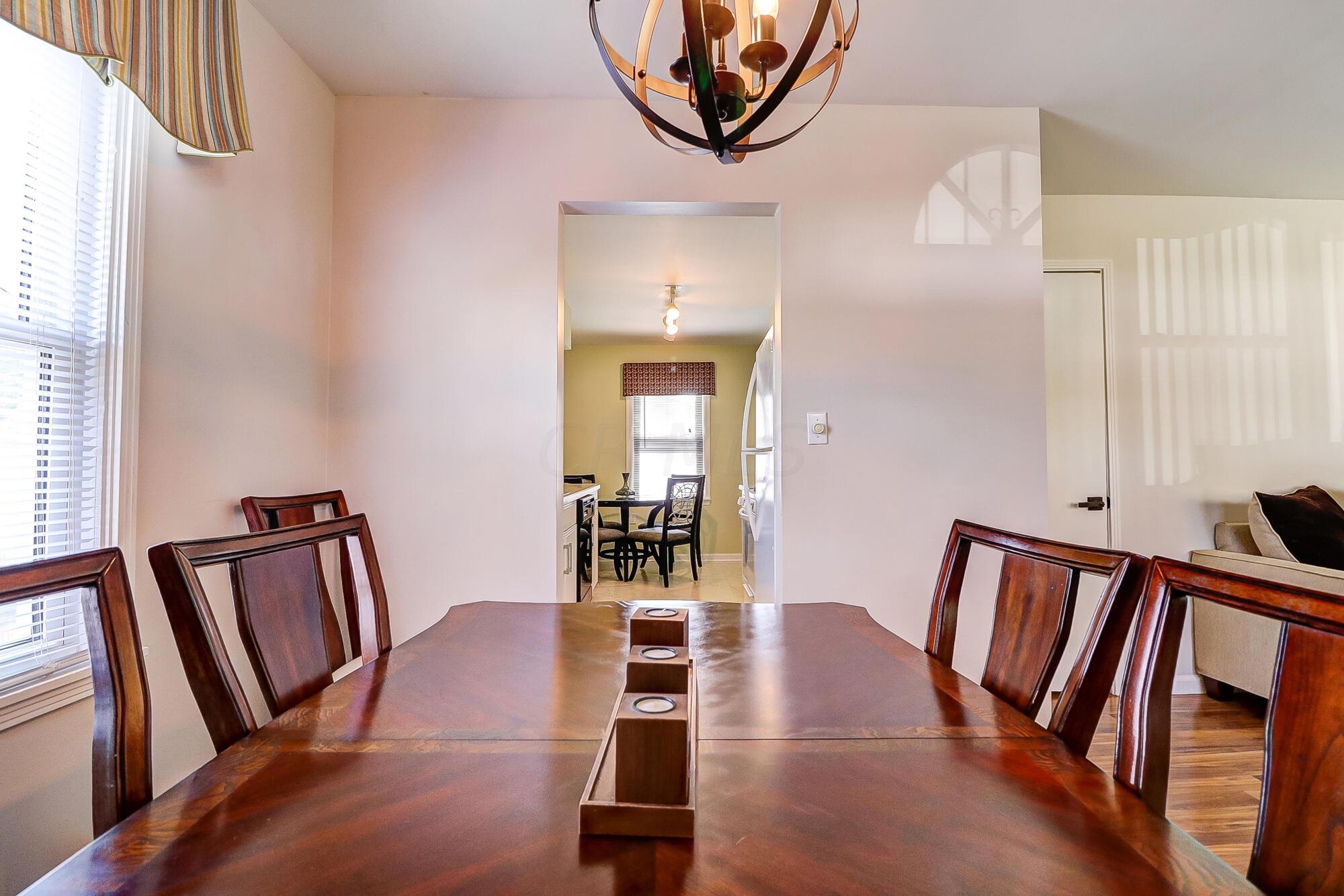 2939 Templeton Road Columbus, OH 43209 - Photo 14 of 33 Dining Room