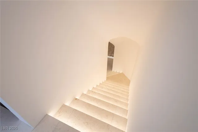 $28,000,000 | 2928 Coast Line Court, Las Vegas, NV 89117