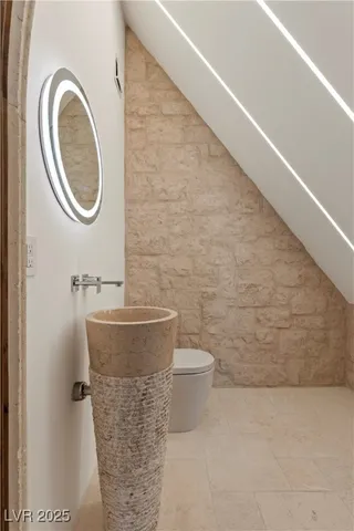 $28,000,000 | 2928 Coast Line Court, Las Vegas, NV 89117