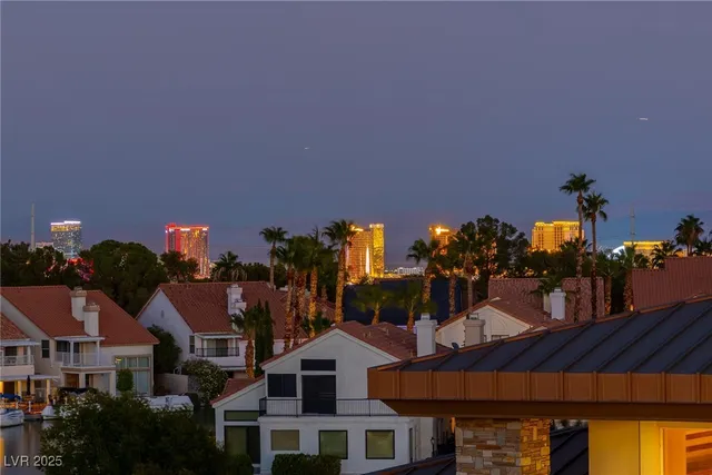 $28,000,000 | 2928 Coast Line Court, Las Vegas, NV 89117