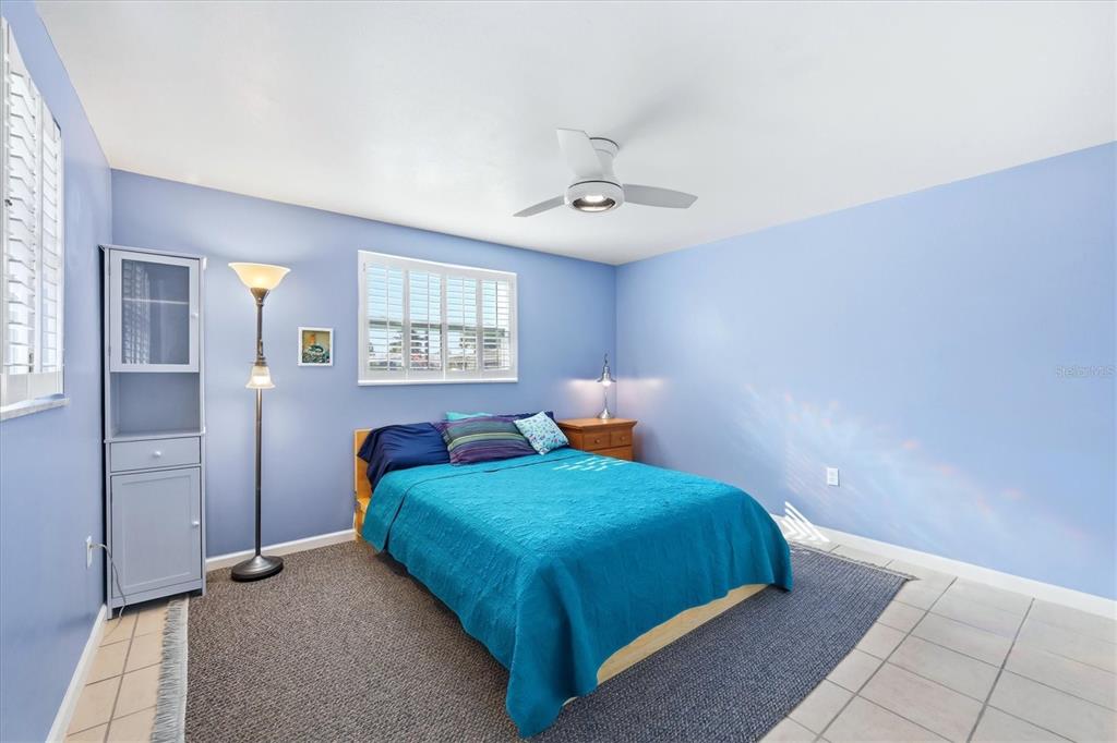425 Driftwood Road Venice, FL 34293 - Photo 19 of 51